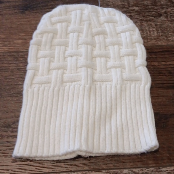✨️3/10$✨️💚Toque - Picture 1 of 4